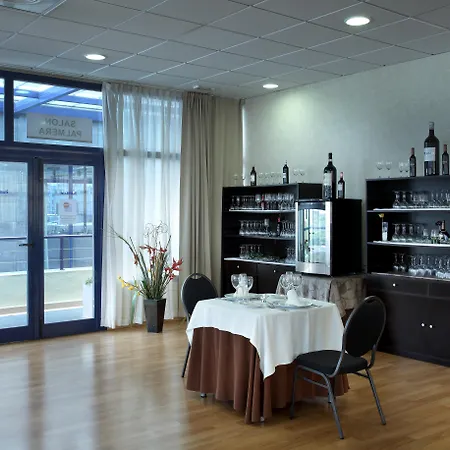 Hotel Exe Palmera Seville